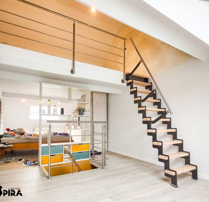 ÜP : échelle / escalier compact pour chambre ou grenier